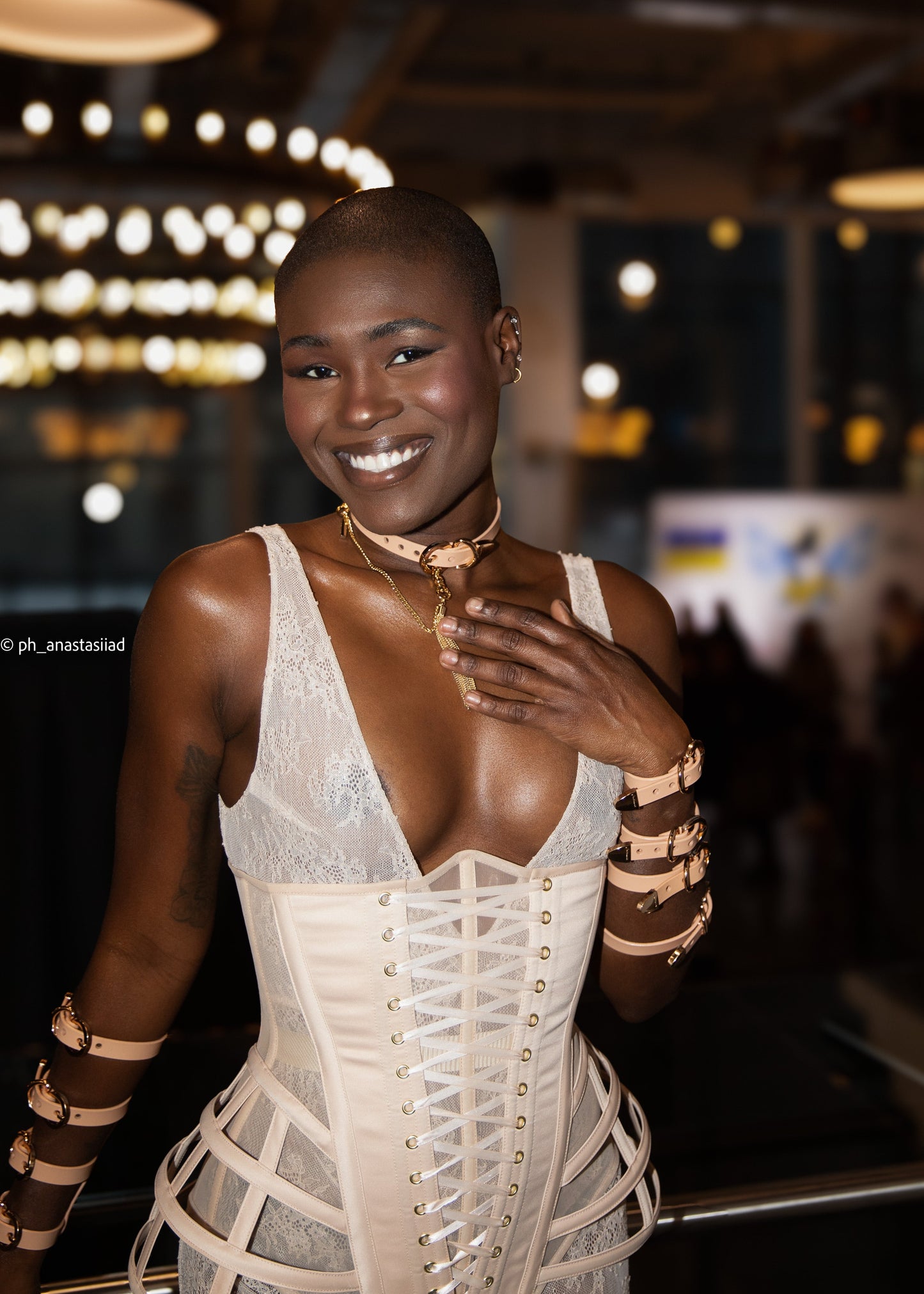 Cage beige underbust corset with lacing